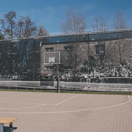Rodzinny Apartament 5-Osobowy - Basen, Tenis, Silownia Lägenhet Ustronie Morskie