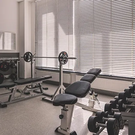 Apartman Rodzinny 5-osobowy - Basen, Tenis, Silownia *